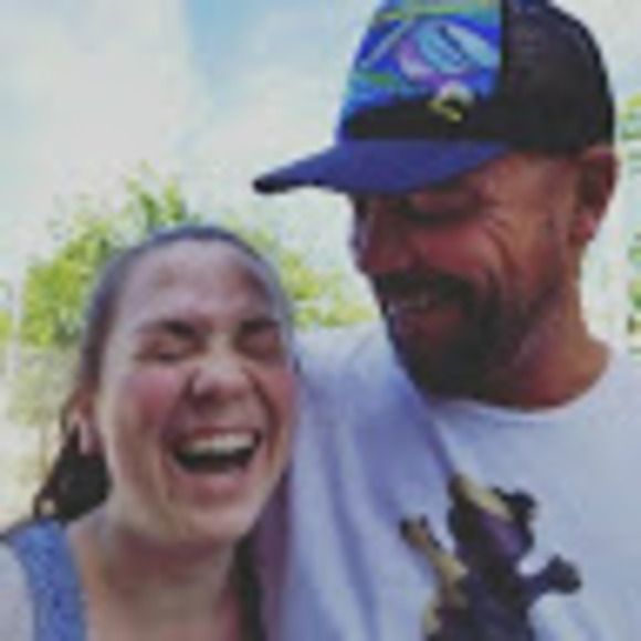 Meet your Posher, Clair - Picture 1 of 1